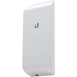 Ubiquiti Nano Station locoM5 Indoor/ Outdoor AirMAX CPE