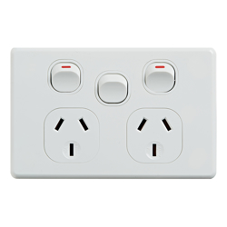 4C | Classic Double Power Point 250V 10A with 16AX Extra Switch - Horizontal